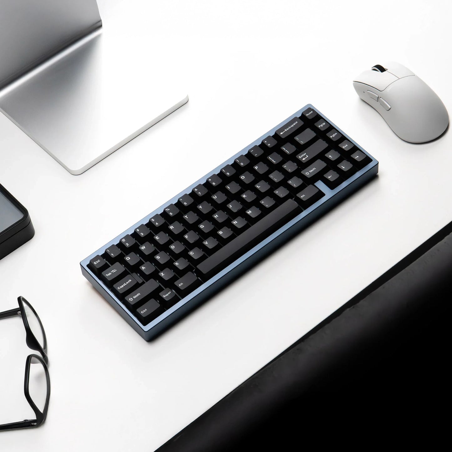 MKL Keycaps WoB Basic Kit (エムケーエルキーキャップ WoBベーシックキット 133キー）